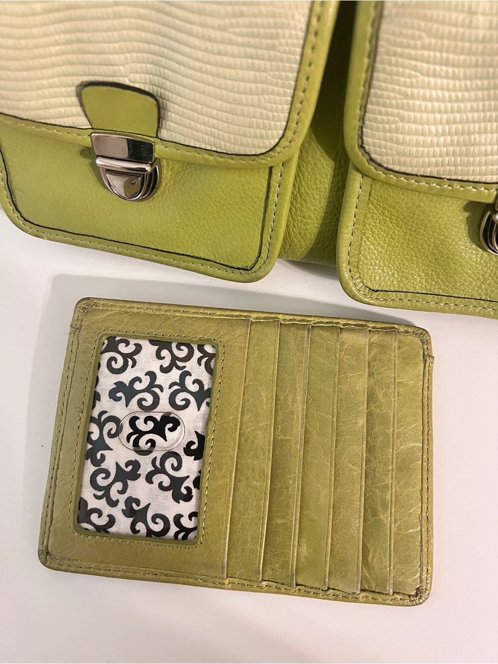 Fossil Genuine Leather Lime Green Shoulder Handbag w/ Matching Card Holder Y2K - Picture 3 of 10